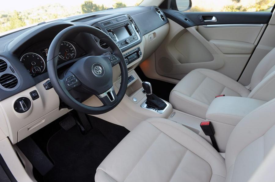  Volkswagen Tiguan 2011 года  (фото 77 из 146)